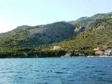 Apartmani Lucija1897 Starigrad Paklenica Croazia