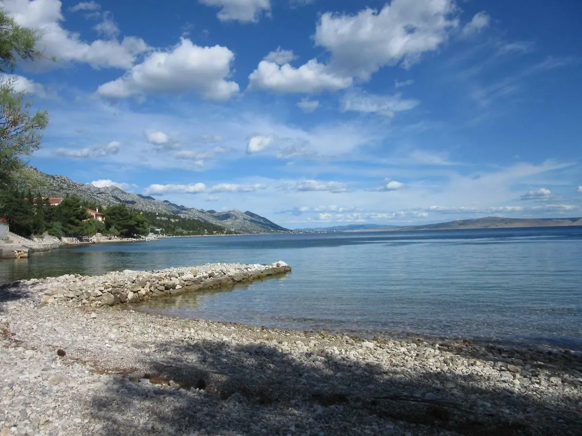 Apartmani Lucija1897 Starigrad Paklenica Appartamento